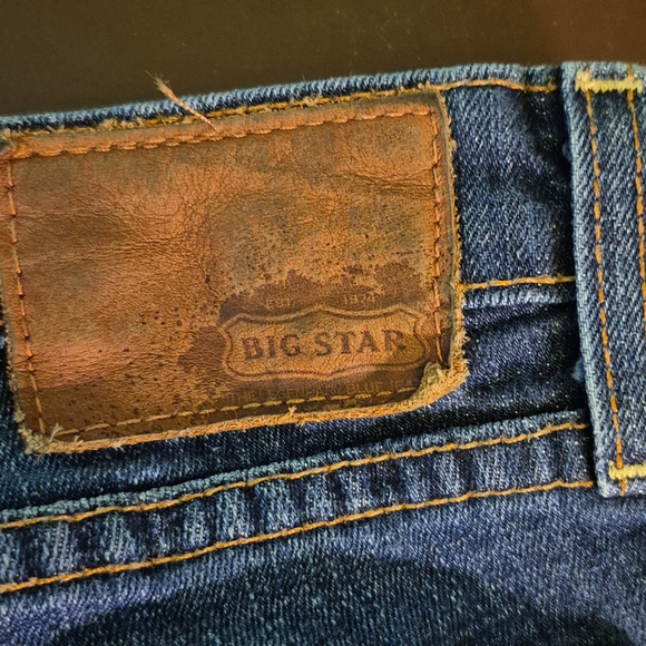 Big Star "Remy" Boot Cut Low Rise. Sz.28R. (#1671) - Picture 13 of 16